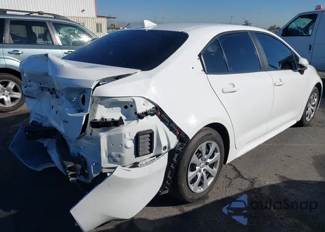 2021 Toyota Corolla Le z USA, uszkodzony, nr VIN 5YFEPMAEXMP217988